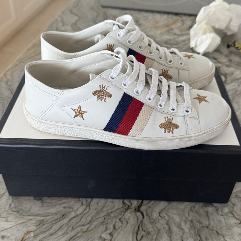 Gucci White Embroidered Bee & Star Sneakers w/ Beige Red & Blue Stripe size 6.5 - Picture 2 of 6